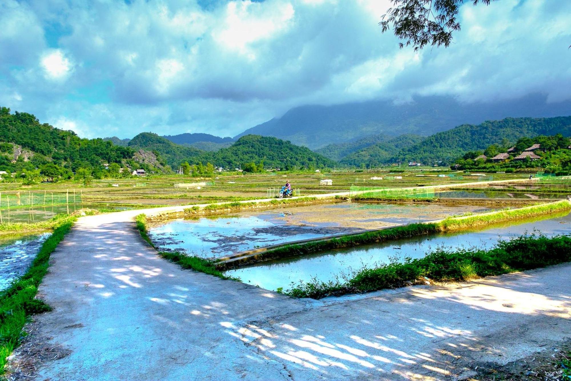 Nha Tan - Mai Chau Homestay And Tours エクステリア 写真