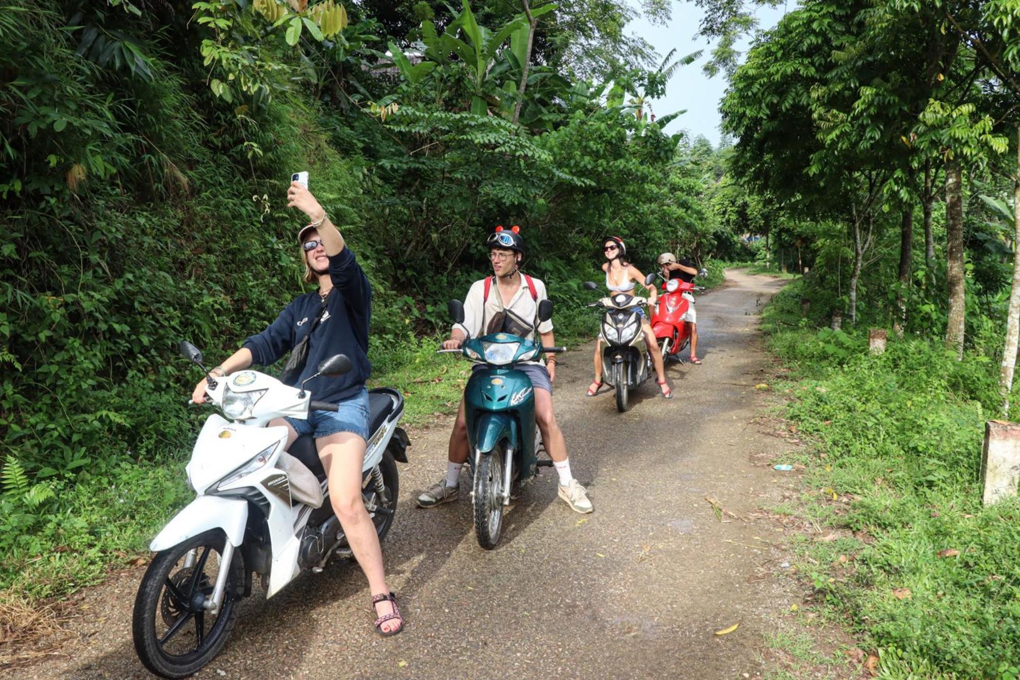 Nha Tan - Mai Chau Homestay And Tours エクステリア 写真